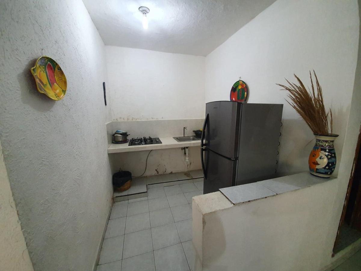 Hotel Amueblados Gaby Zihuatanejo Exterior foto